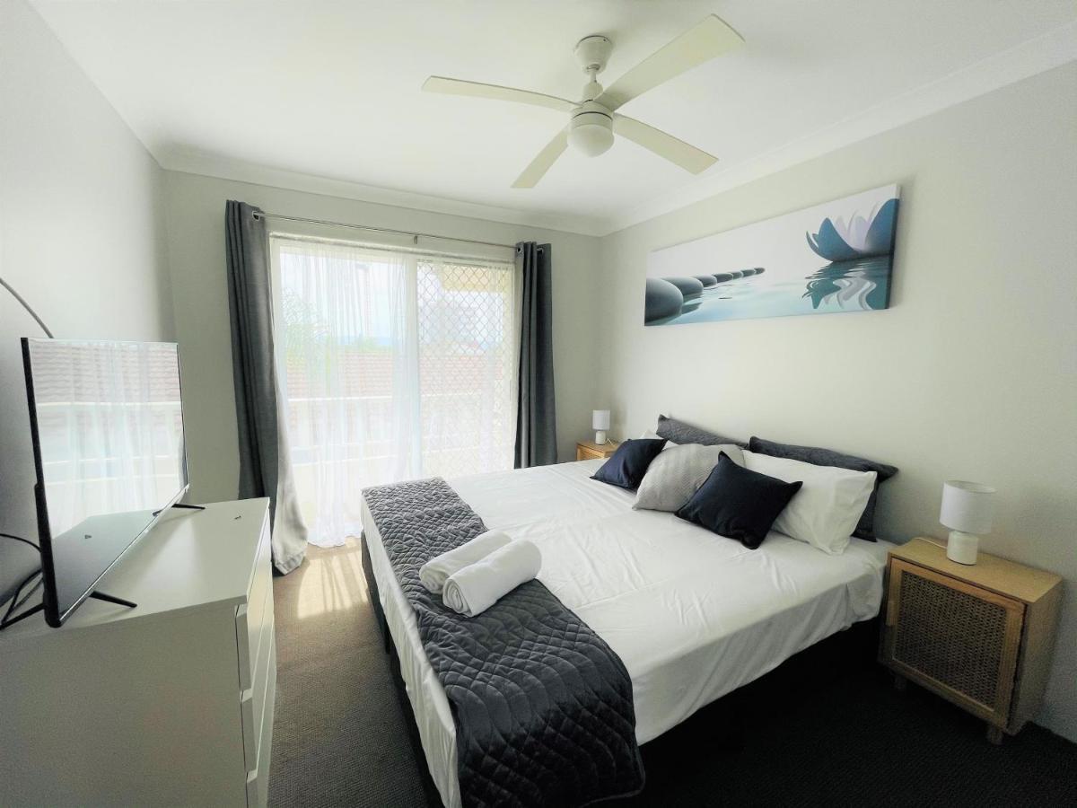 Hotel Surfers Tradewinds à Gold Coast Extérieur photo